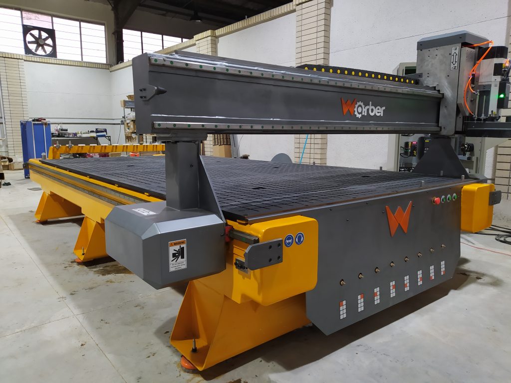 دستگاه سی ان سی CNC سه محور- تخت واربر مدل پایتون