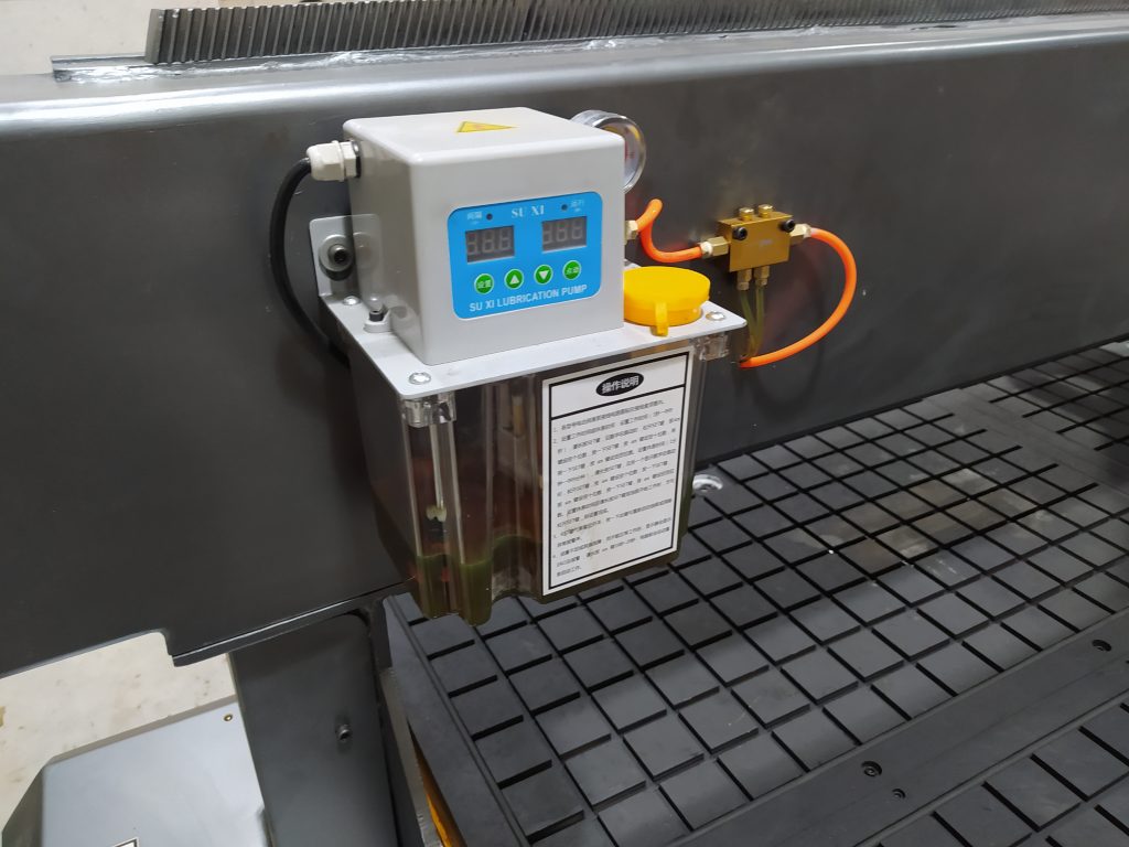 دستگاه سی ان سی CNC سه محور- تخت واربر مدل پایتون